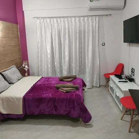 G M 4 Rooms Kentro In The Heart Of The City Лариса Экстерьер фото